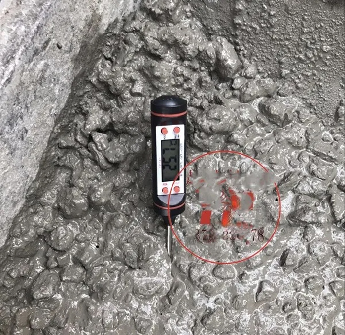 為什么不能隨意加水的混凝土，可以加冰呢？